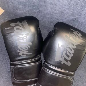 Fairtex Black Boxing Gloves